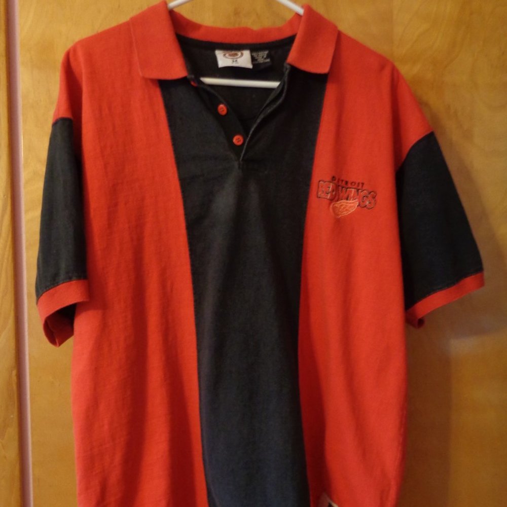 Men's Detroit Red Wings Size M Shirt Pro Edge Embroidered Top Cotton Red & Black